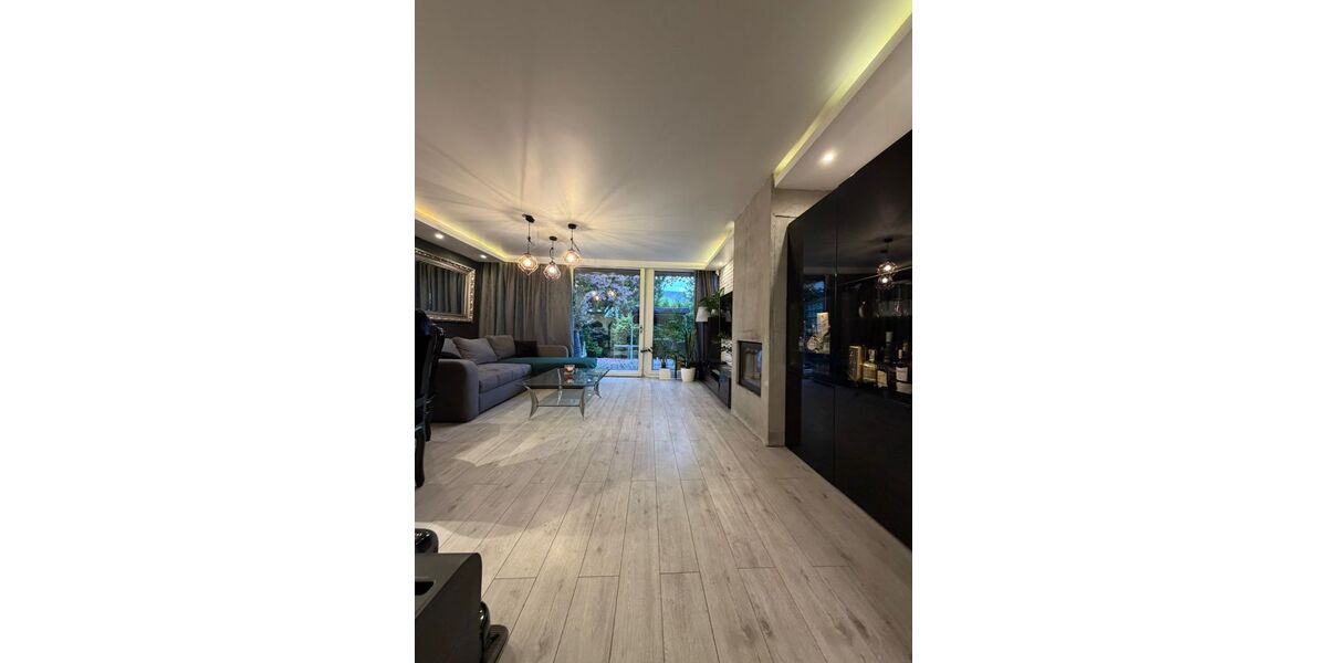 Provisionsfrei* Ein Zuhause zum Wohlfühlen - gepflegtes Reihenendhaus in ruhiger Lage - Reihenhaus Essen Stadtbezirk IV | Angebot:26927285