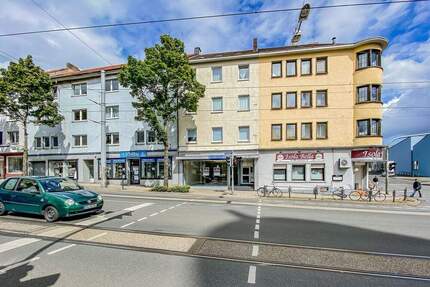 2,5 Zimmer - Balkon - renoviert - zentrale Lage direkt am Rathaus 2 zimmer