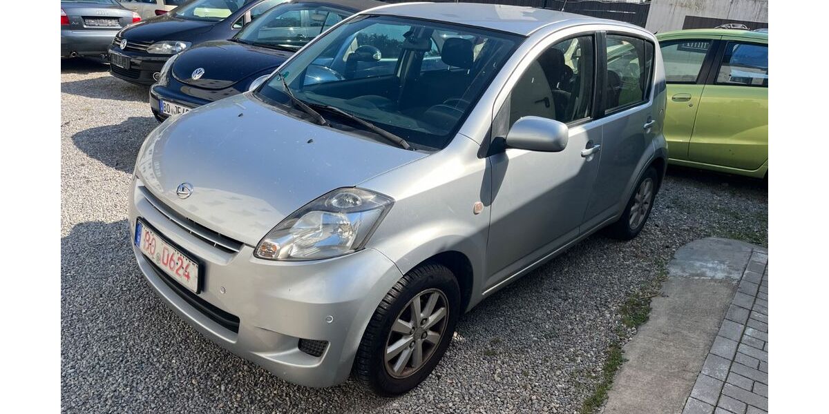 Daihatsu Sirion 145.000 km 2.950 &euro; Bochum 44795