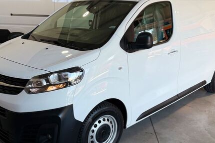 Opel Vivaro 116.500 km 16.999 &euro; Gelsenkirchen 45879