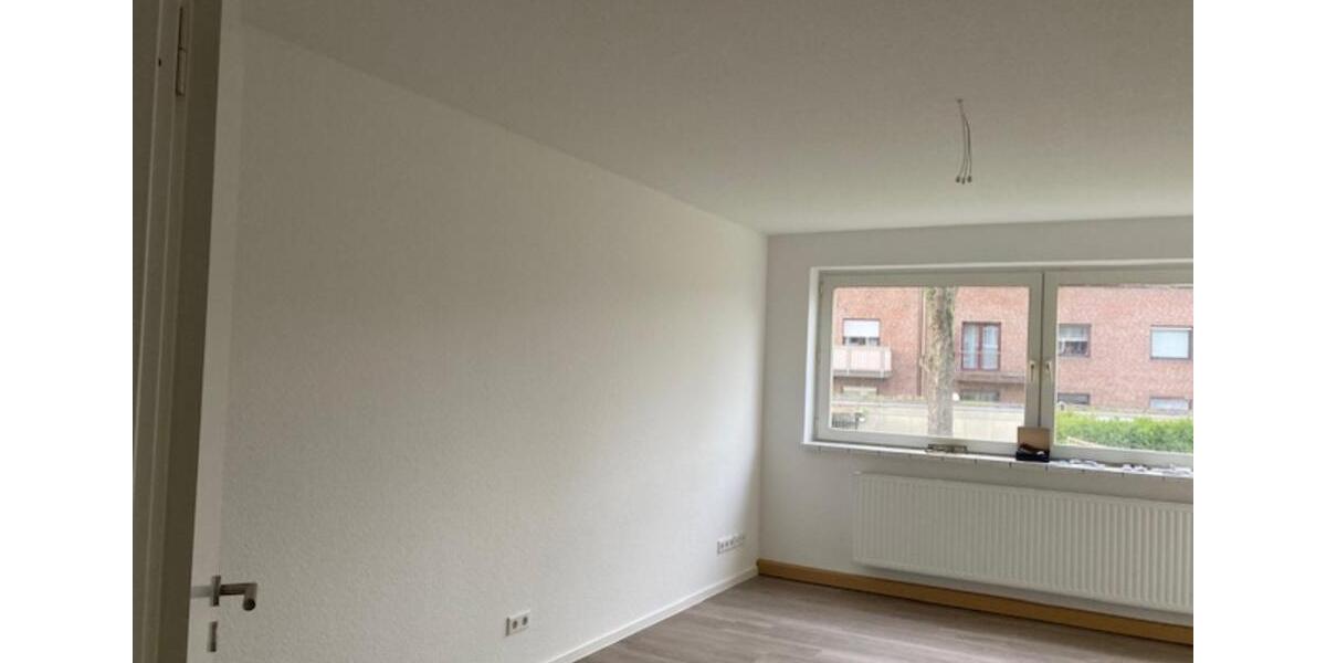 Nichtraucher -EG -Whg. in Ob-Klosterhardt, Erstbezug n. Sanierung 3 zimmer