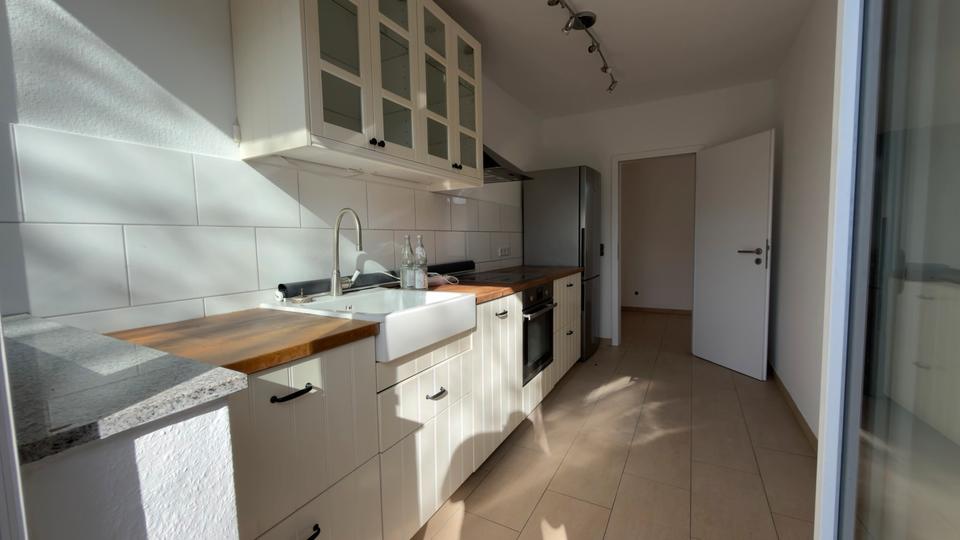 Etagenwohnung Düsseldorf Pempelfort - 3 Zimmer, 93 m&sup2;, 1.440&euro; | Angebot:26663995