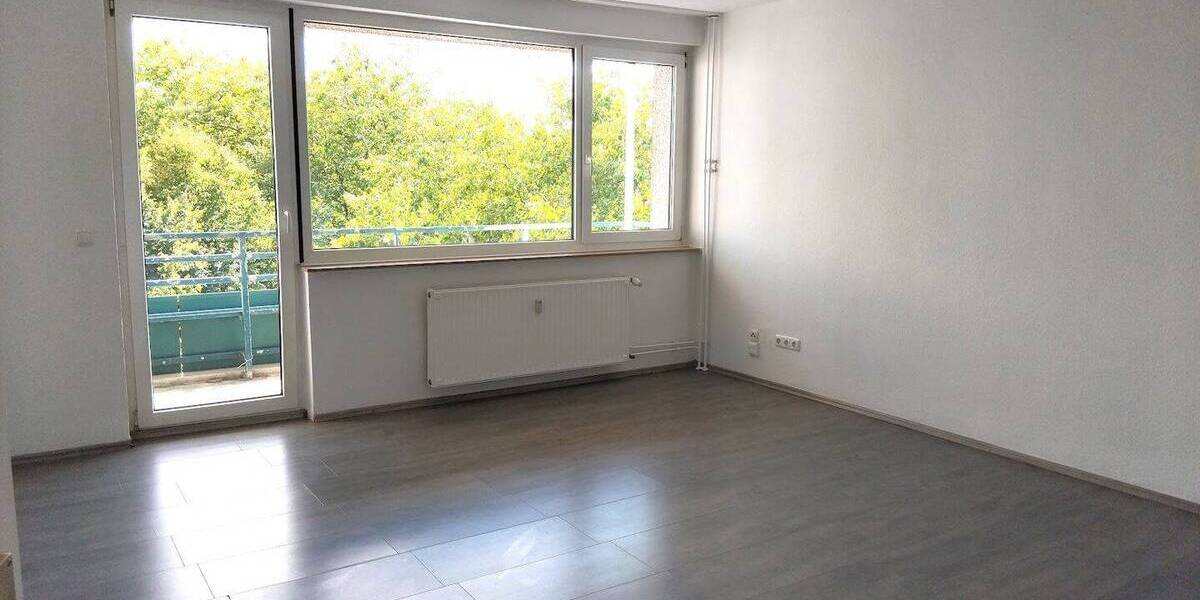 Etagenwohnung Gelsenkirchen Feldmark - 3 Zimmer, 83 m&sup2;, 589&euro; | Angebot:26917383
