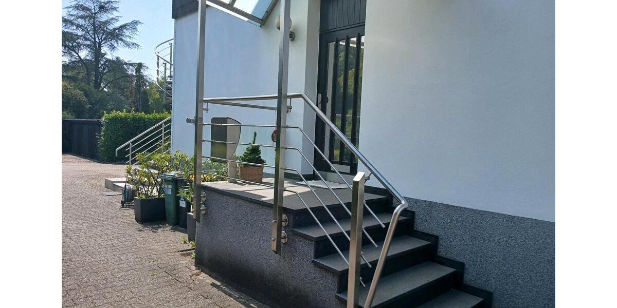 Doppelhaushälfte mit 7.400qm Grundstück in mülheim an der 12 zimmer