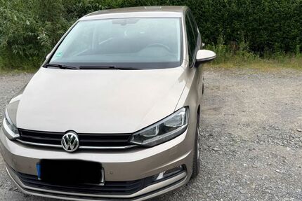VW Touran 232.600 km 10.500 &euro; Essen 45326