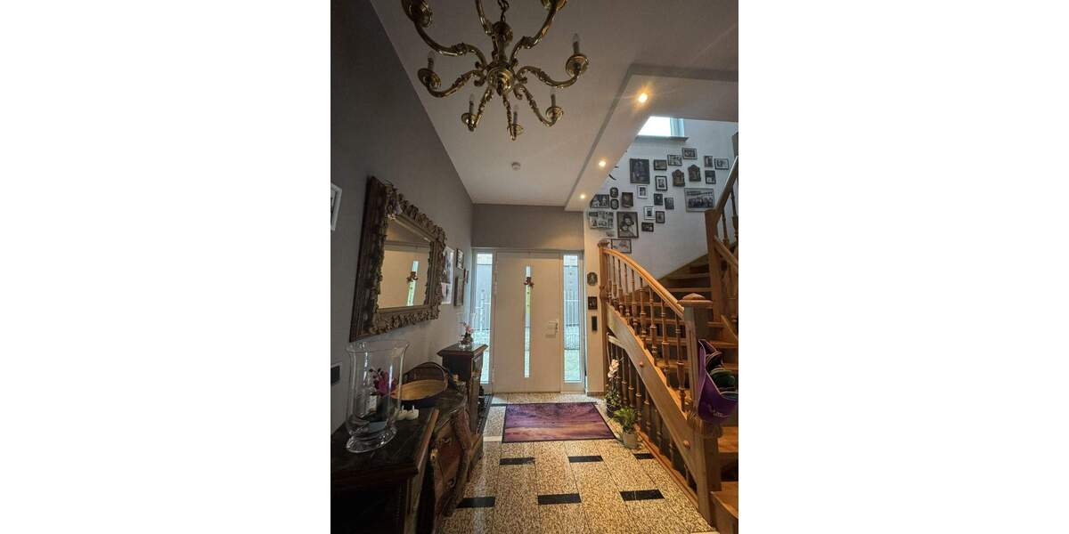 Einfamilienhaus Oberhausen Heide - 7 Zimmer, 223 m&sup2;, 819.000&euro; | Angebot:25772335