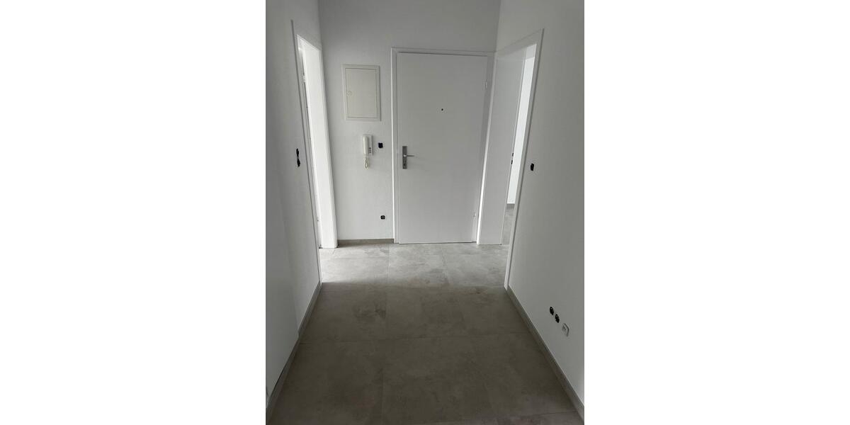 Kernsanierte 3 Zimmer Wohnung mit Balkon und Garage 3 zimmer