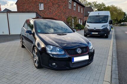 VW Golf 252.000 km 4.300 &euro; Oberhausen 46049