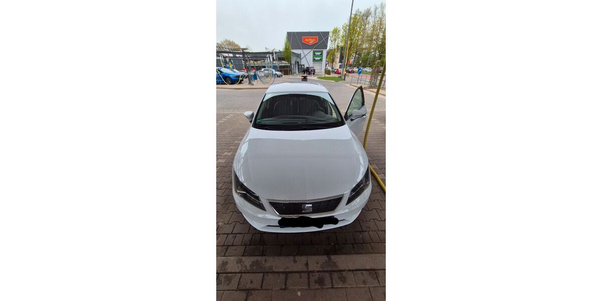 Seat Leon 124.000 km 13.499 &euro; Bochum 44867