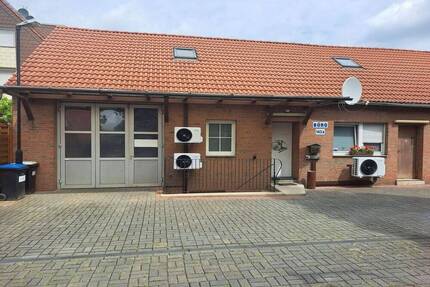 Attraktive Gewerbeeinheit mit Büroflächen, Lager und Entwicklungspotenzial in Duisburg-Buchholz zimmer