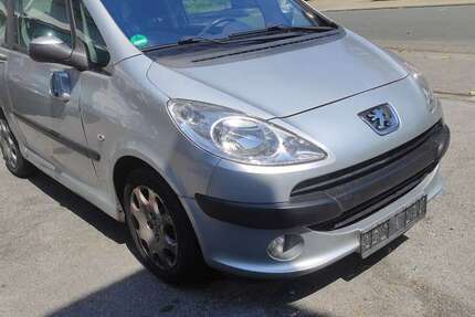 Peugeot 107 172.306 km 2.300 &euro; Bochum, Stadt 44803