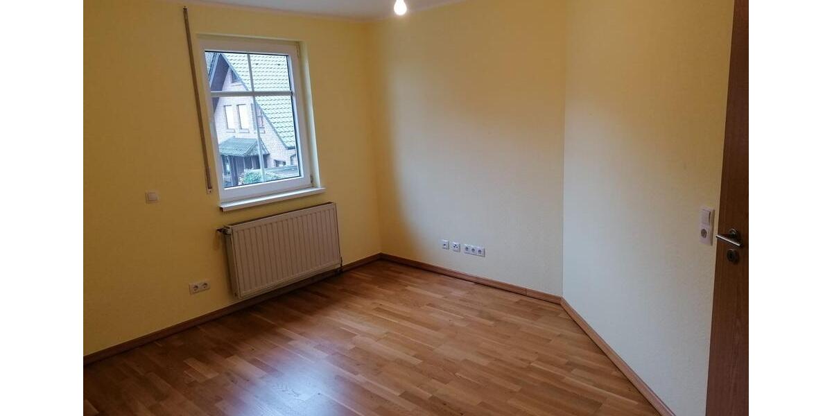 Etagenwohnung Schermbeck - 3 Zimmer, 98 m&sup2;, 750&euro; | Angebot:25420363