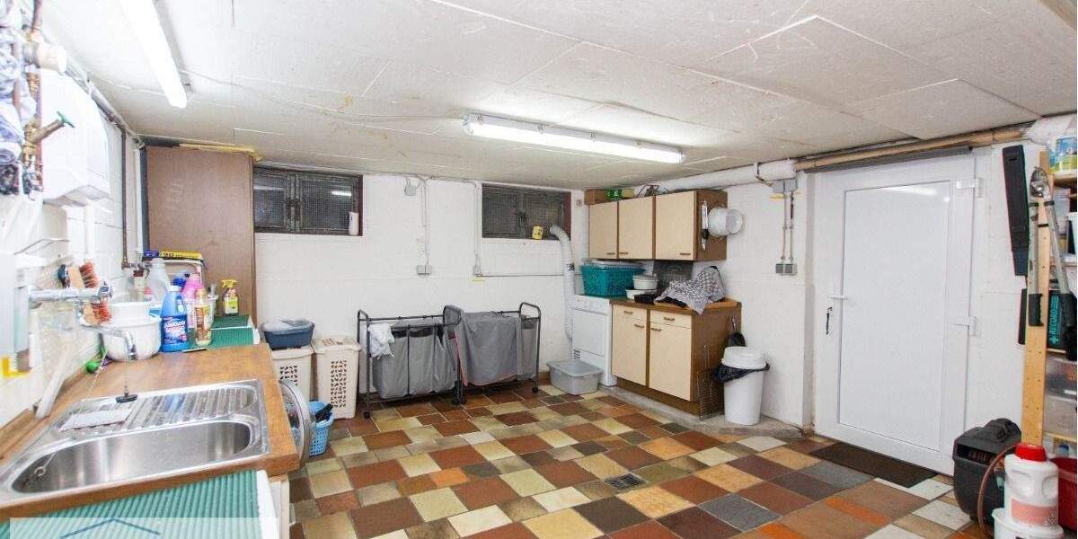 2 Familienhaus in absolut ruhiger Wohnlage #Carport #Stellplätze 1 zimmer