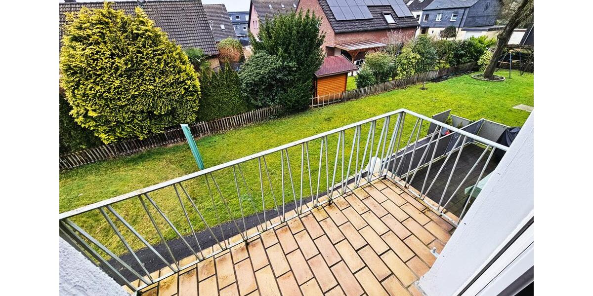 Moderne, voll möblierte 2,5-Zimmer-Wohnung mit Balkon und offenem Wohnkonzept 2.5 zimmer