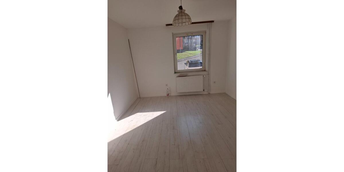 Etagenwohnung Witten Annen - 3 Zimmer, 78 m&sup2;, 490&euro; | Angebot:25635995