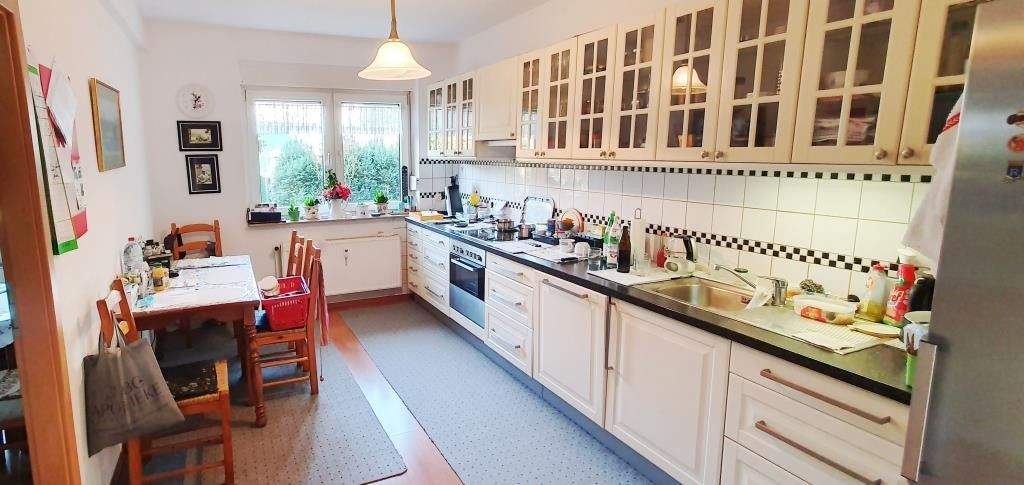 Attraktive Erdgeschosswohnung mit eigenem Garten und Garage! 3 zimmer