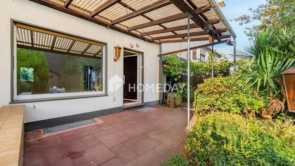 Charmante Doppelhaushälfte mit Potenzial - ruhige Lage, Gartenidylle und viel Gestaltungsspielraum 5 zimmer