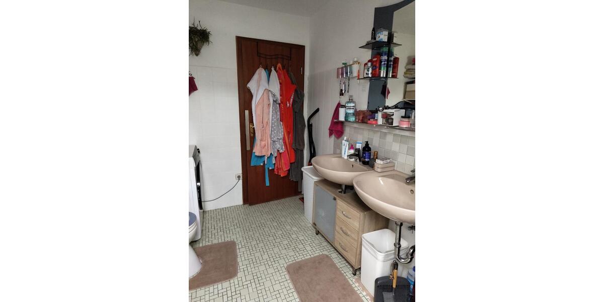 Wohnung in Bestlage, 2 Zimmer, Küche, Diele,Bad, Gäste WC 2 zimmer