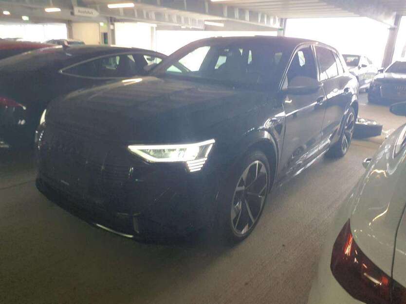 Audi e-tron 67.246 km 41.945 € Hagen 58091