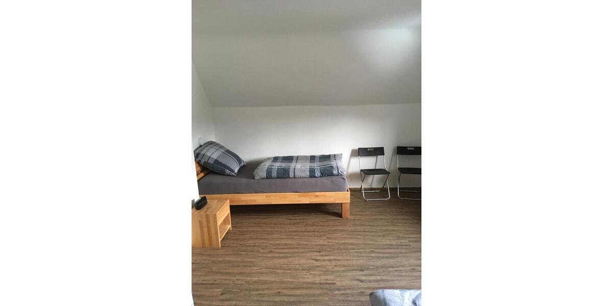 Dachgeschoßwohnung Duisburg Huckingen - 2 Zimmer, 47 m&sup2;, 750&euro; | Angebot:25825808