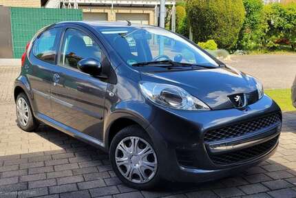 Peugeot 107 106.868 km 3.000 &euro; Eickel 44651