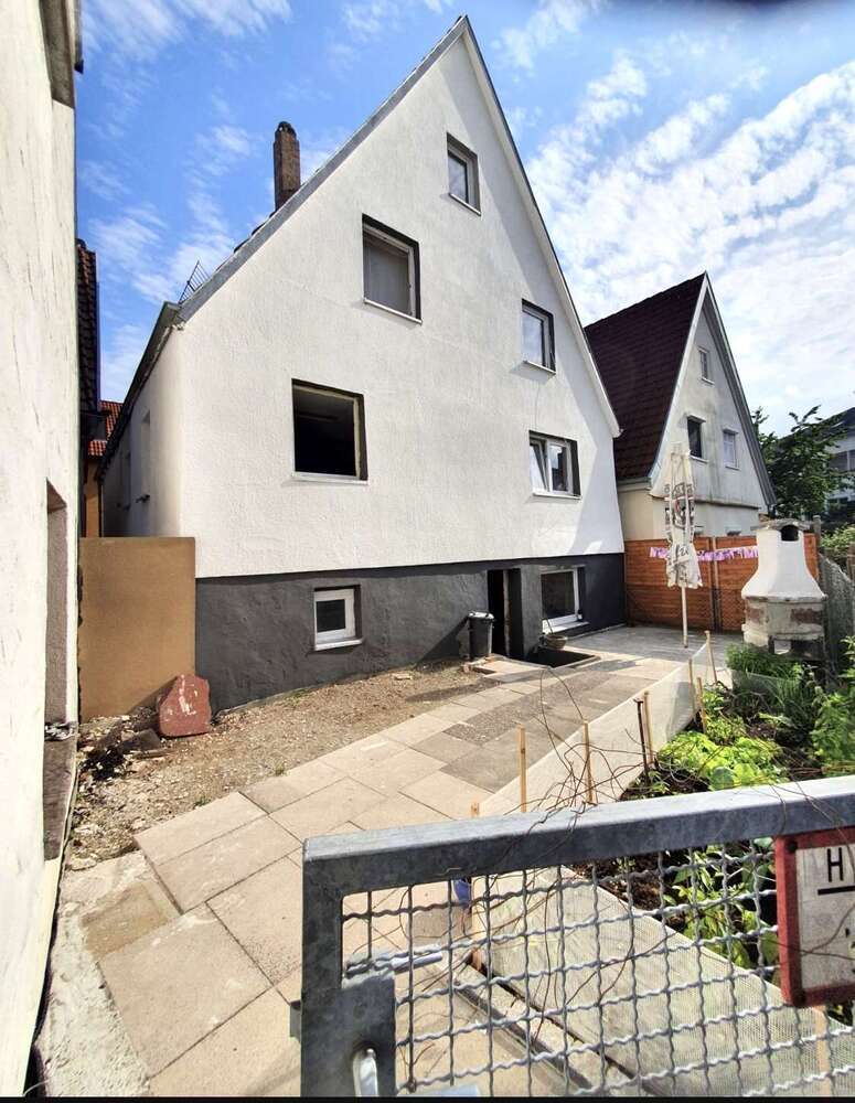 Haus zum Mieten in Giengen an der Brenz 900 € 95 m²