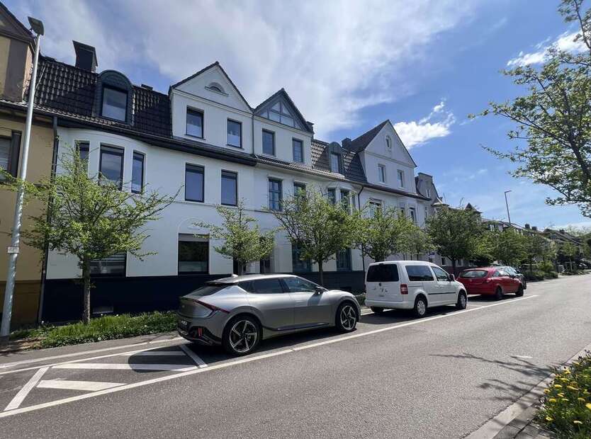 Haus zum Kaufen in Hilden 649.900 € 257 m²