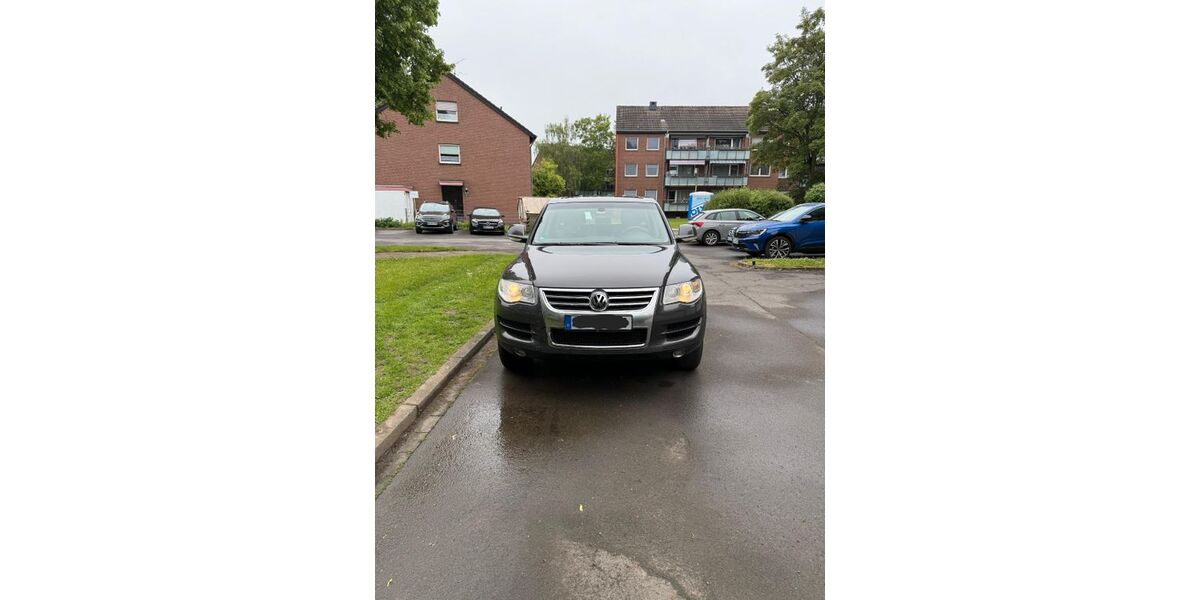 VW Touareg 363.000 km 4.995 &euro; Duisburg 47178