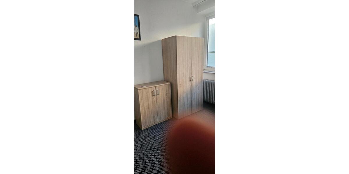 Etagenwohnung Düsseldorf Flingern Süd - 5 Zimmer, 130 m&sup2;, 650&euro; | Angebot:24515667