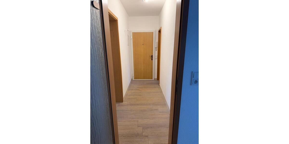 Möblierte Erdgeschosswohnung mit Stellplatz und Terrasse 2 zimmer