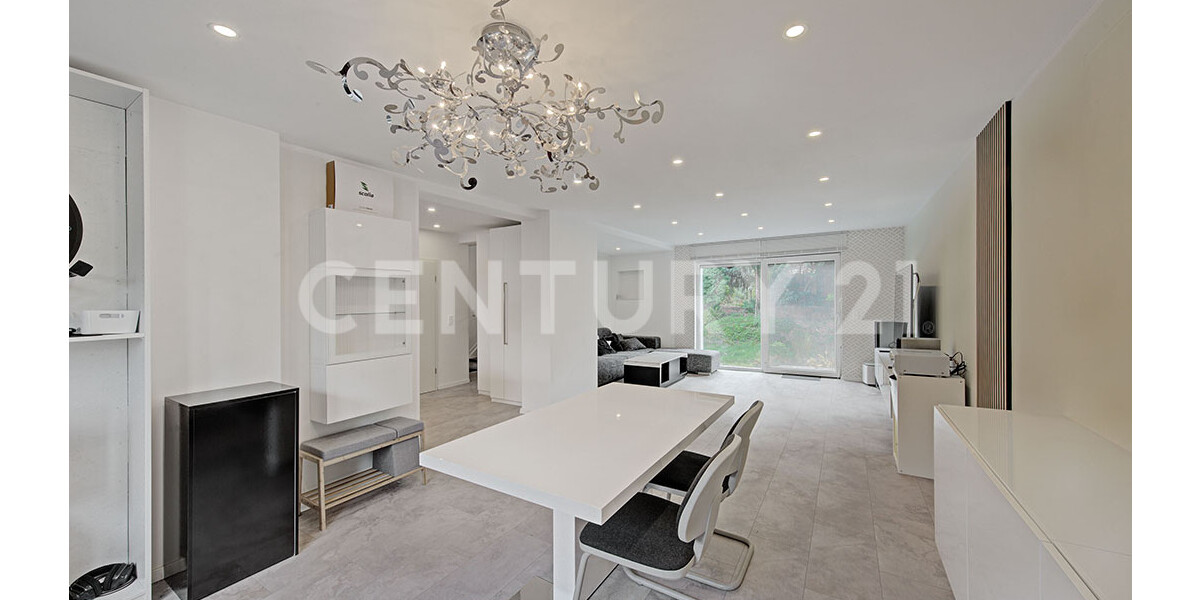 Design trifft Potenzial – innen fertiges Nest, außen bereit für Gestaltung - Einfamilienhaus Essen Stadtbezirk IV | Angebot:26468721