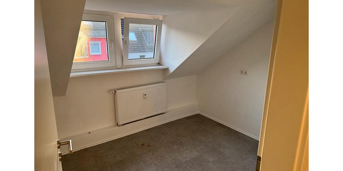Dachgeschoßwohnung Bottrop Boy - 4 Zimmer, 58 m&sup2;, 950&euro; | Angebot:26478126