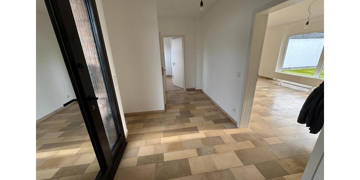Bungalow Duisburg Essenberg - 4.5 Zimmer, 130 m&sup2;, 384.000&euro; | Angebot:26932007