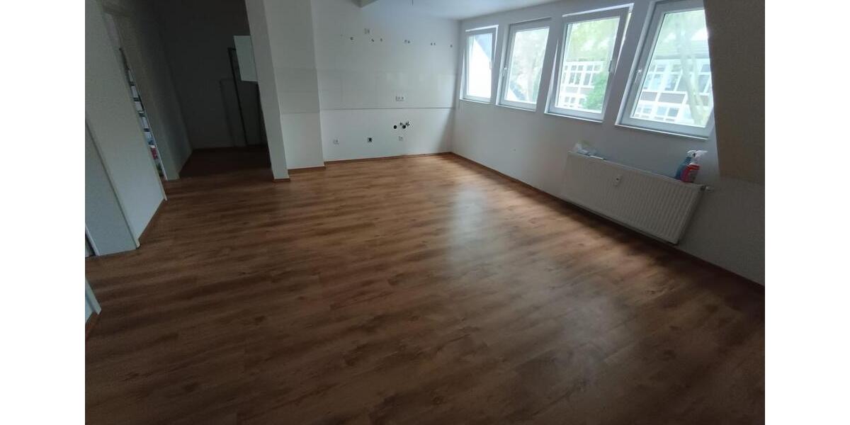 Dachgeschoßwohnung Bottrop Batenbrock - 2.5 Zimmer, 56 m&sup2;, 780&euro; | Angebot:26447946