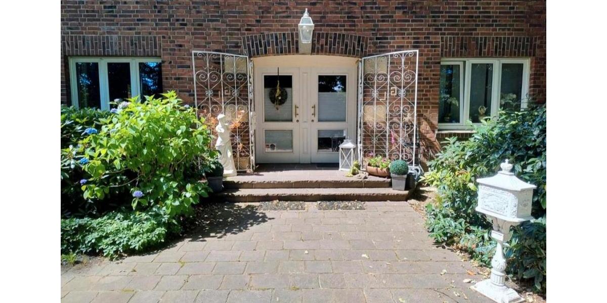 Erdgeschoßwohnung Bottrop Feldhausen - 3 Zimmer, 125 m&sup2;, 1.400&euro; | Angebot:26459544
