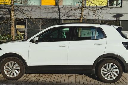 VW T-Cross 132.000 km 16.200 &euro; Duisburg 47269