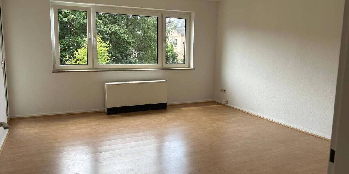 Etagenwohnung Essen Bergerhausen - 3 Zimmer, 80 m&sup2;, 580&euro; | Angebot:25668037