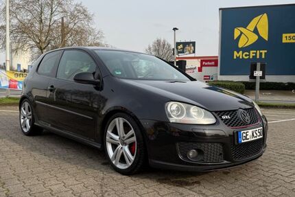 VW Golf 230.000 km 7.299 &euro; Gelsenkirchen 45879