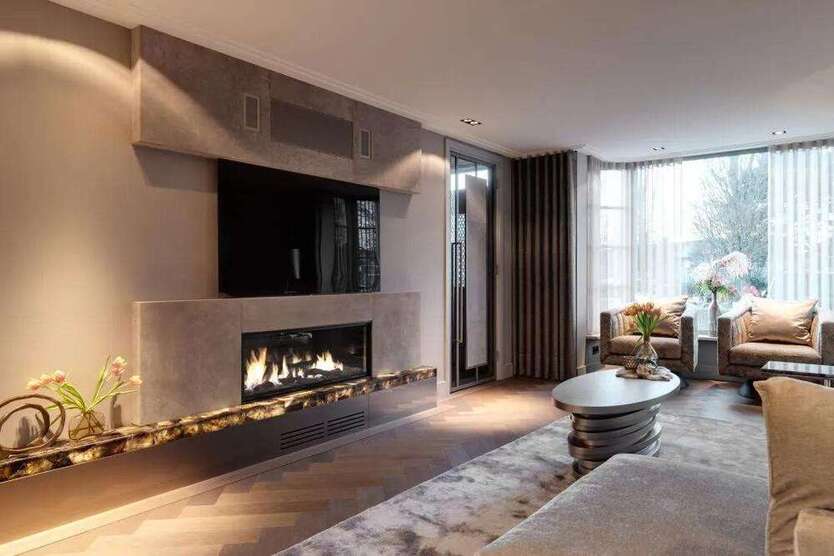 Wohnung zum Kaufen in Düsseldorf 2.390.000 € 240 m²