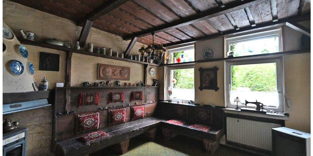 Once in a Lifetime! Freistehendes, kernsanierungsbedürftiges Jahrhundertwendehaus in Kettwig 6 zimmer