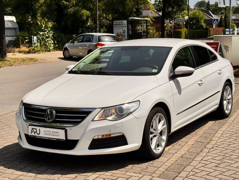 VW Passat 212.000 km 6.980 € Düsseldorf 40593