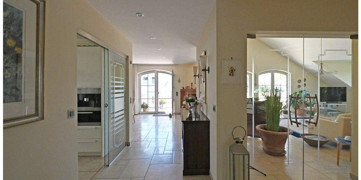 Etagenwohnung Essen Burgaltendorf - 5 Zimmer, 214 m&sup2;, 780.000&euro; | Angebot:25726328