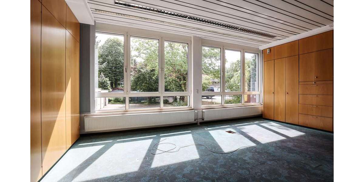 Büro in Essen 2.450 € 561.6 m² zimmer