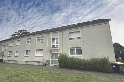 2wohnungen zu verkaufen und 4 ParkplatzStellplätze 3.5 zimmer