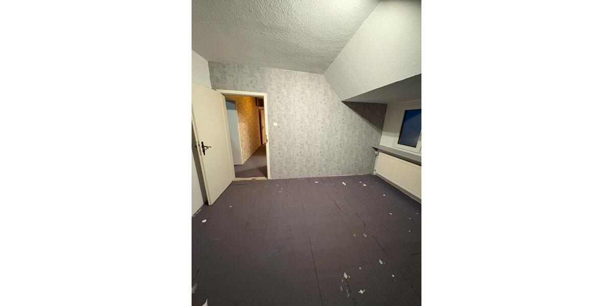 Mietwohnung 3,5 Zimmer DG 3 zimmer