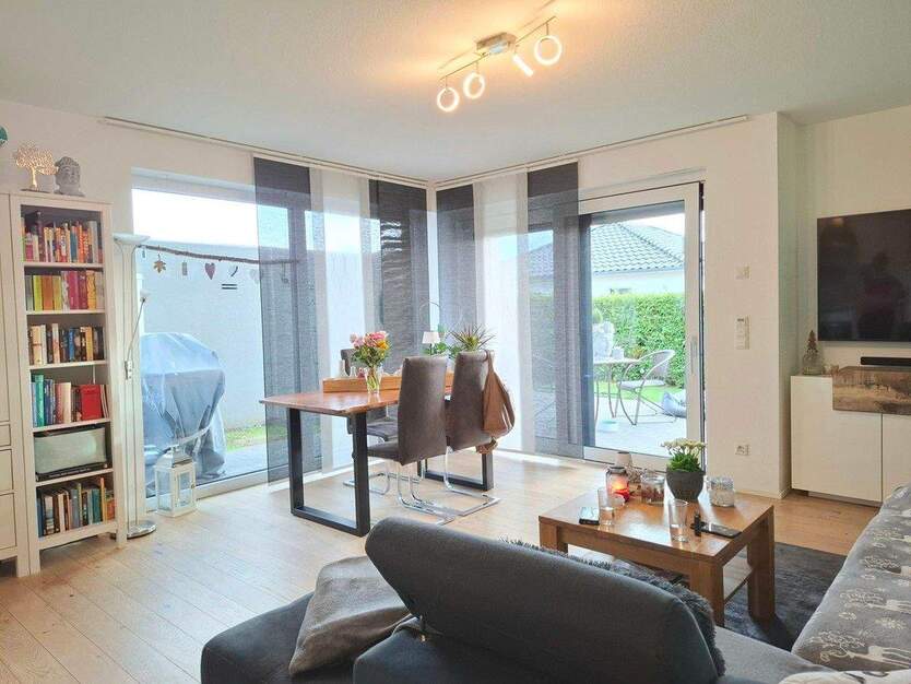 Modern und barrierefrei! Helle Wohnung mit eigenem Garten und Garage in ruhiger Spielstraße! 3 zimmer