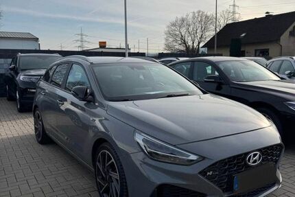 Hyundai i30 99.000 km 16.499 &euro; Duisburg 47239