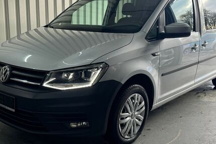 VW Caddy 157.444 km 19.550 &euro; Bochum 44894