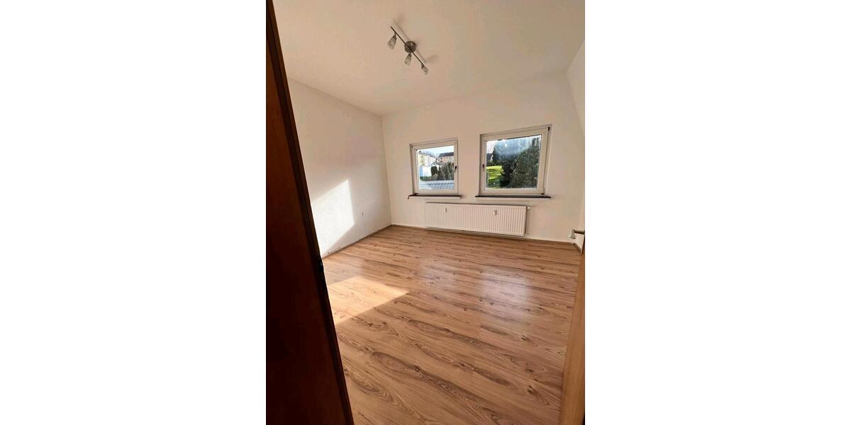 Etagenwohnung Witten Annen - 3 Zimmer, 65 m&sup2;, 455&euro; | Angebot:25806838