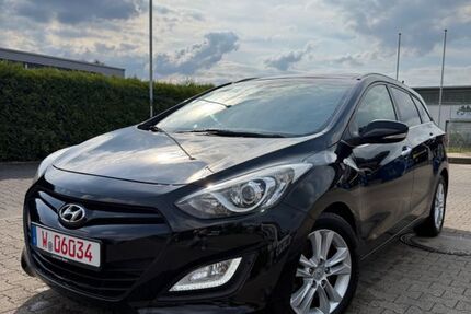Hyundai i30 114.000 km 9.490 &euro; Wuppertal 42329